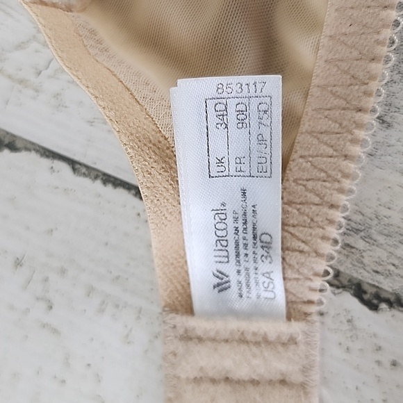 Wacoal tan beige La Femme underwire tshirt bra Size 34D - Picture 8 of 11